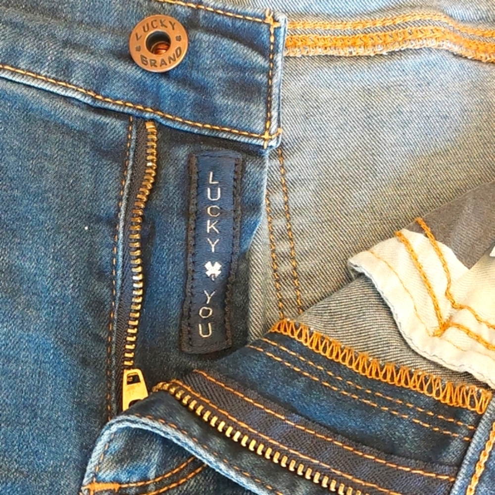 Lucky Brand Sweet Boot Jeans, 6/28 🍂